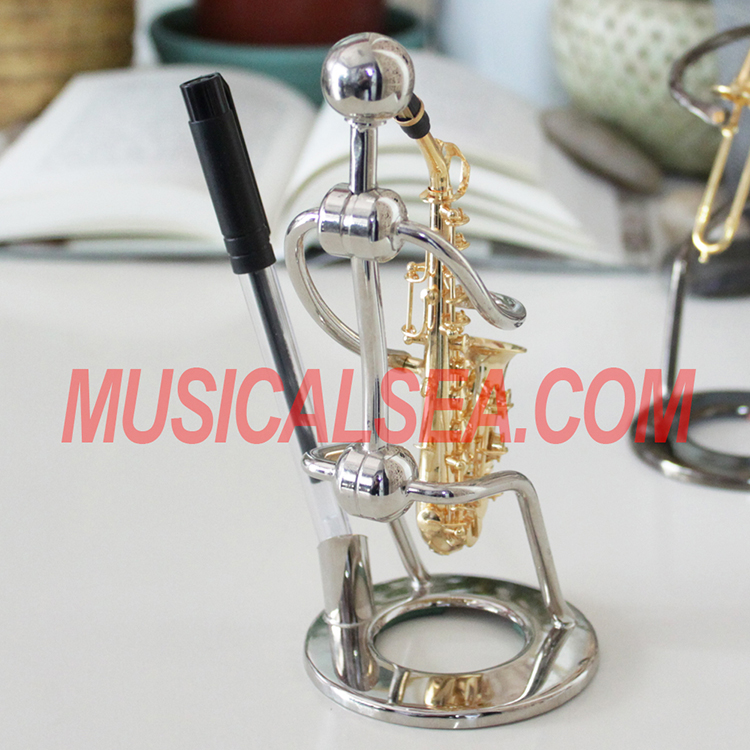 pen ontainer